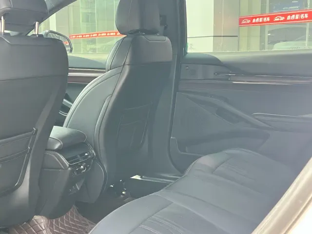 Ford Mondeo — Фото автомобиля 7