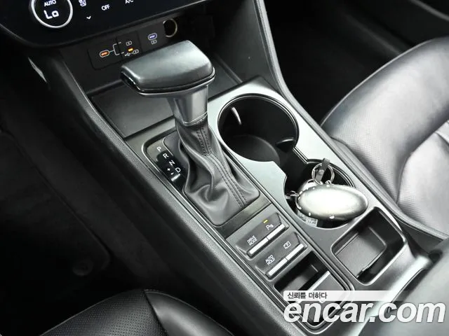Hyundai Sonata Sonata Edge(DN8) 2.0 LPG(Для проката) — Фото автомобиля 9