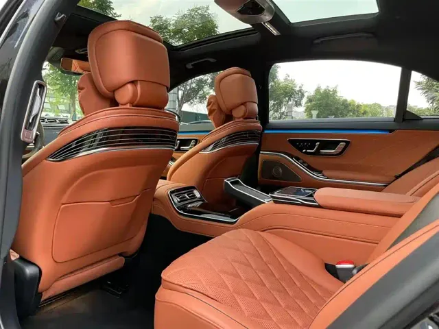 Mercedes-Benz S-Class — Фото автомобиля 14