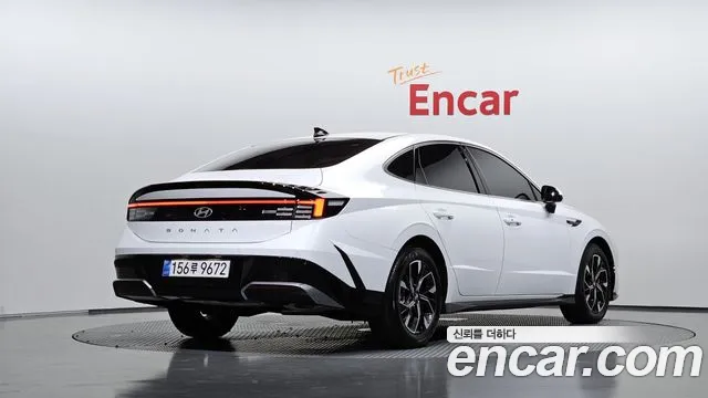 Hyundai Sonata — Фото автомобиля 2