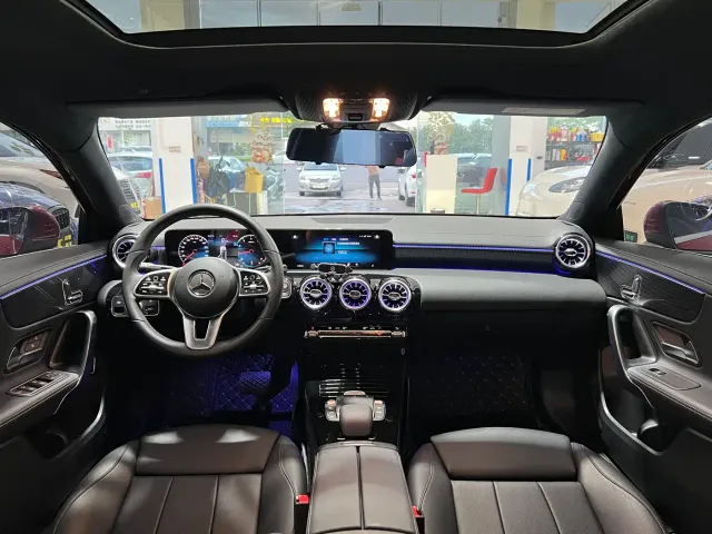 Mercedes-Benz A-Class — Фото автомобиля 5