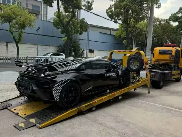 Lamborghini Huracan — Фото автомобиля 3