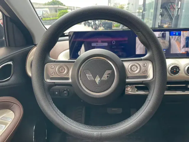Wuling Bingo — Фото автомобиля 14