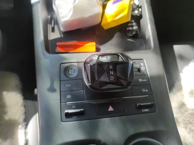 BYD Qin PLUS — Фото автомобиля 16