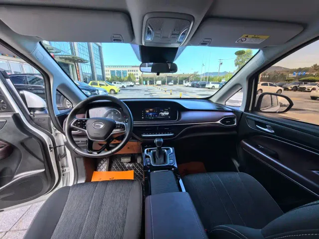 GAC Trumpchi M6 — Фото автомобиля 9