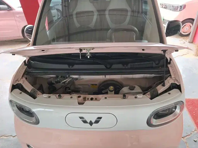 Wuling Hongguang Mini EV — Фото автомобиля 19
