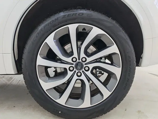 Land Rover Discovery Sport — Фото автомобиля 18