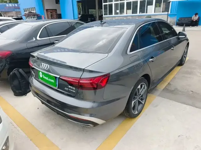 Audi A4L — Фото автомобиля 6