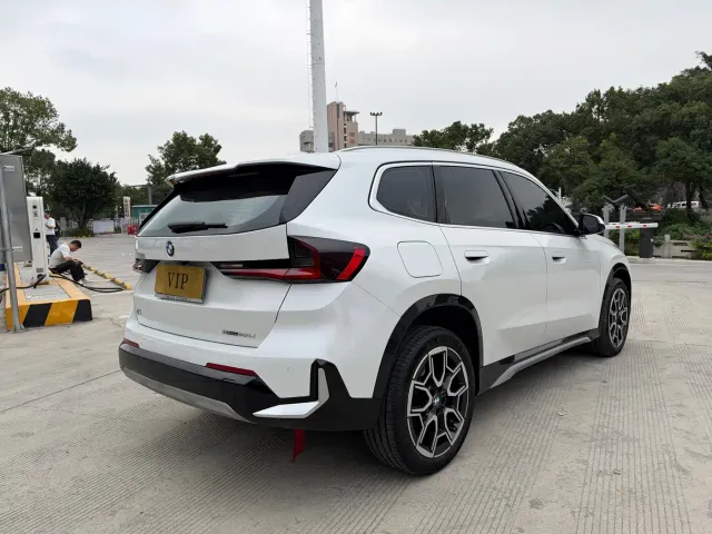 BMW X1 — Фото автомобиля 9