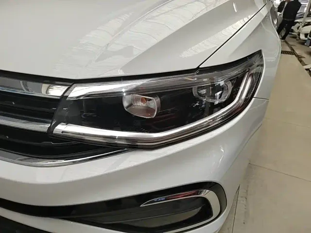 Volkswagen Bora — Фото автомобиля 23