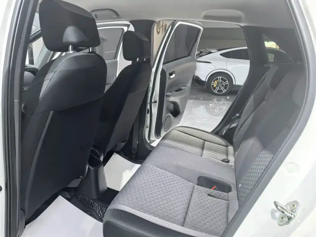 Honda Fit — Фото автомобиля 15
