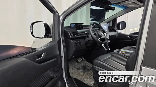Hyundai Staria — Фото автомобиля 10