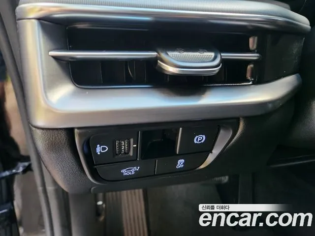 Hyundai Grandeur GN7 — Фото автомобиля 12