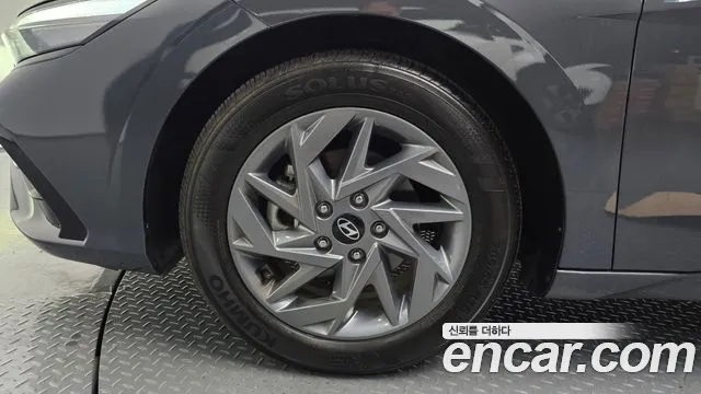 Hyundai AVANTE Новый Avante (CN7) — Фото автомобиля 5