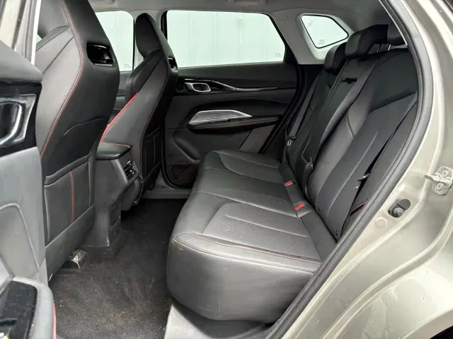 Changan Z6 — Фото автомобиля 6