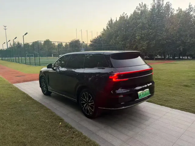 Changan Qiyuan Q07 — Фото автомобиля 4