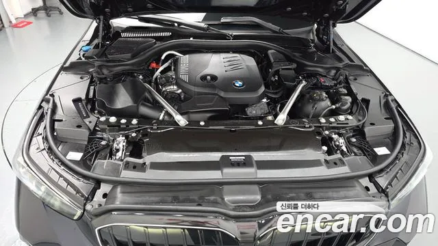 BMW 5 Series G60 — Фото автомобиля 6