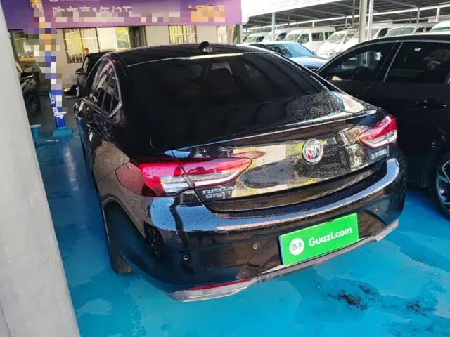 Buick Regal — Фото автомобиля 4