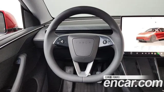 Tesla Model Y — Фото автомобиля 20
