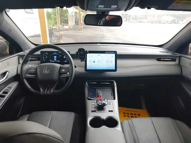 BYD Qin PLUS — Фото автомобиля 9