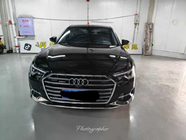 Audi A6L — Фото автомобиля 2