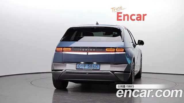 Hyundai Ioniq 5 — Фото автомобиля 4