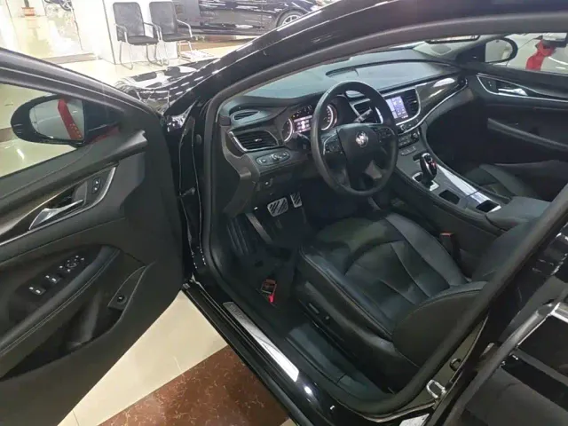 Buick LaCrosse — Фото автомобиля 15