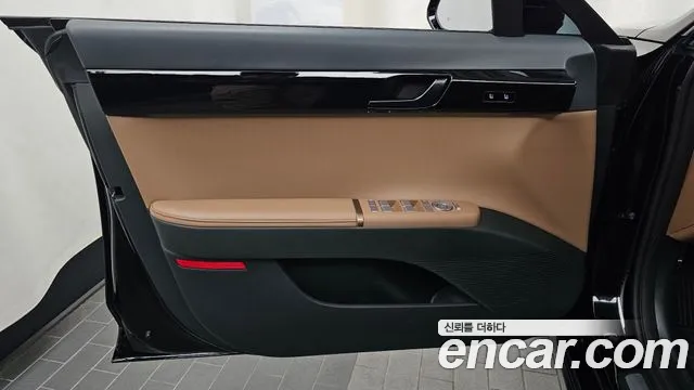 Hyundai Grandeur GN7 — Фото автомобиля 24