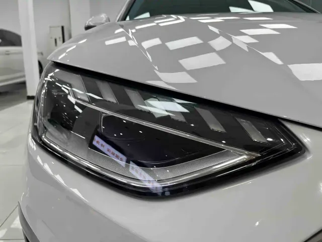 Audi A4L — Фото автомобиля 14
