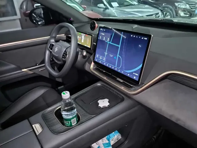 Dongfeng eπ 008 — Фото автомобиля 14