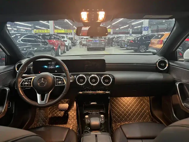Mercedes-Benz A-Class — Фото автомобиля 8