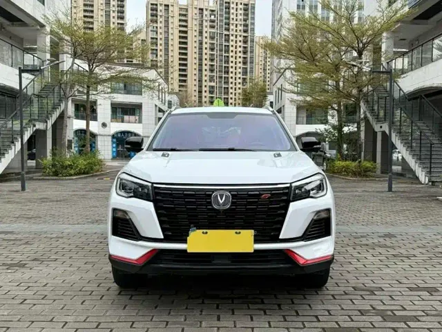 Changan Changan CS75 2022 Blue Whale Edition 1.5T DCT Premium — Фото автомобиля 3