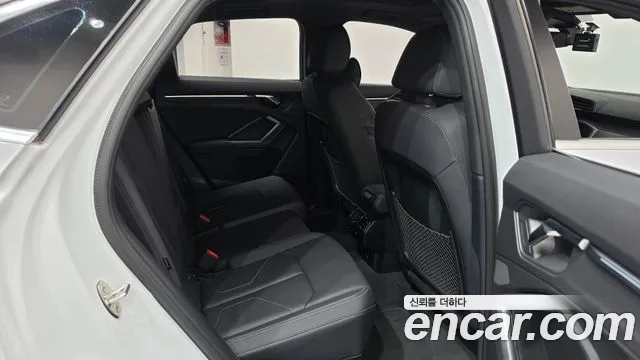 Audi Q3 35 TDI Premium Sportback — Фото автомобиля 11