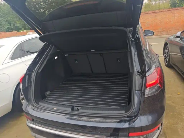 Audi Q4 e-tron — Фото автомобиля 18
