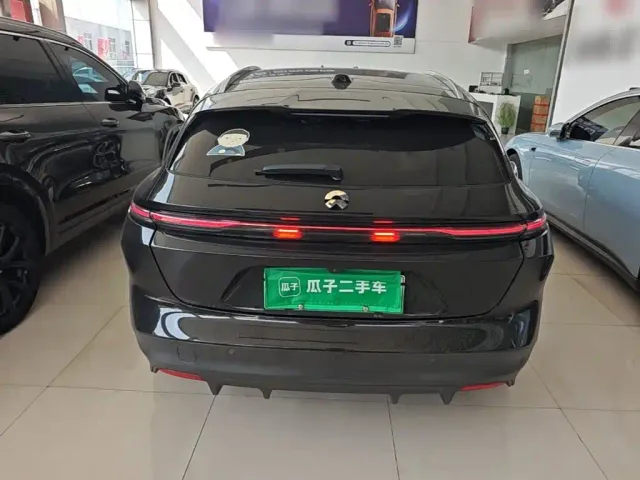 Nio ET5 Touring — Фото автомобиля 5