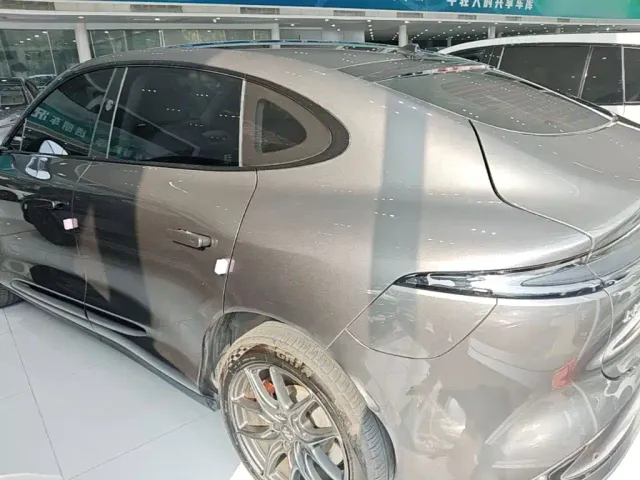 IM Motors LS6 — Фото автомобиля 4