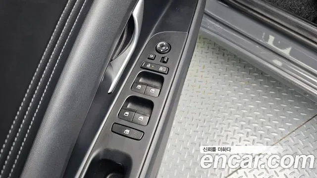 Hyundai AVANTE Новый Avante (CN7) — Фото автомобиля 16
