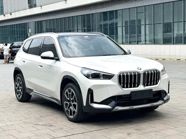 BMW X1 — Фото автомобиля 3