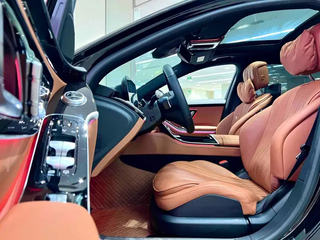 Mercedes-Benz S-Class — Фото автомобиля 7