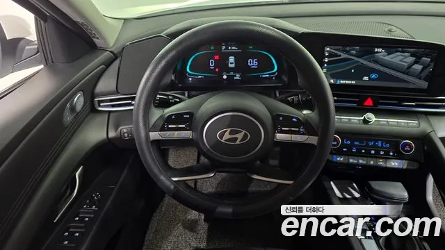 Hyundai Avante CN7 — Фото автомобиля 18