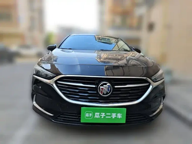 Buick LaCrosse — Фото автомобиля 2