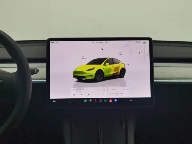 Tesla Model Y — Фото автомобиля 12