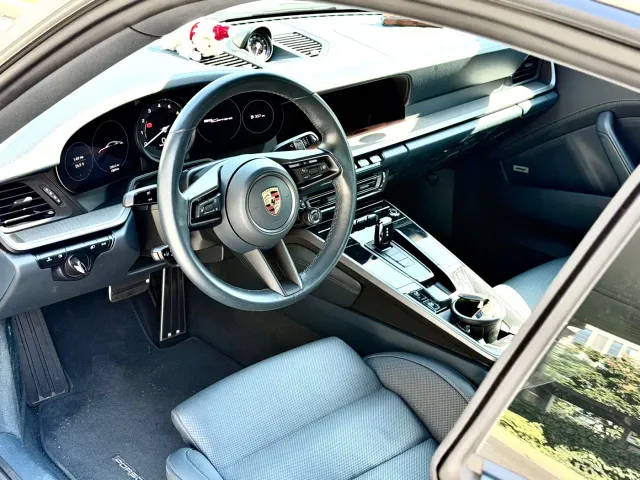 Porsche 911 — Фото автомобиля 10