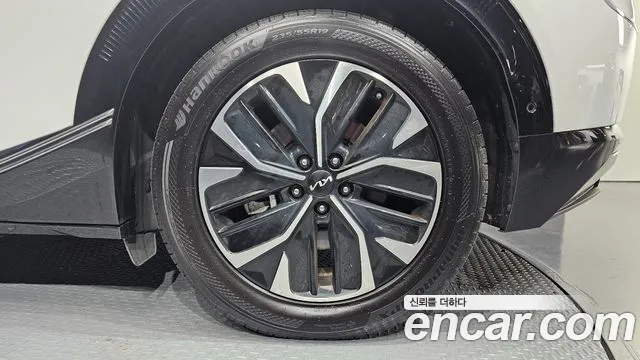 Kia EV6 — Фото автомобиля 21
