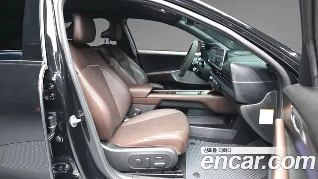 Hyundai Ioniq 6 — Фото автомобиля 17