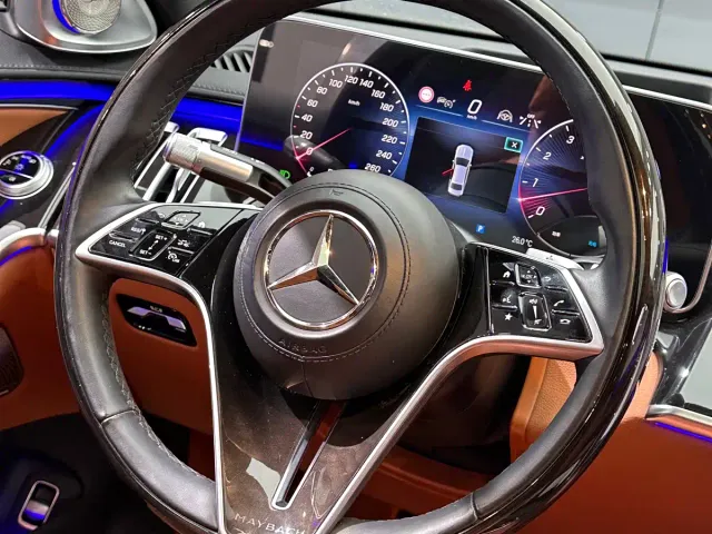 Mercedes-Benz Maybach S-Class — Фото автомобиля 26