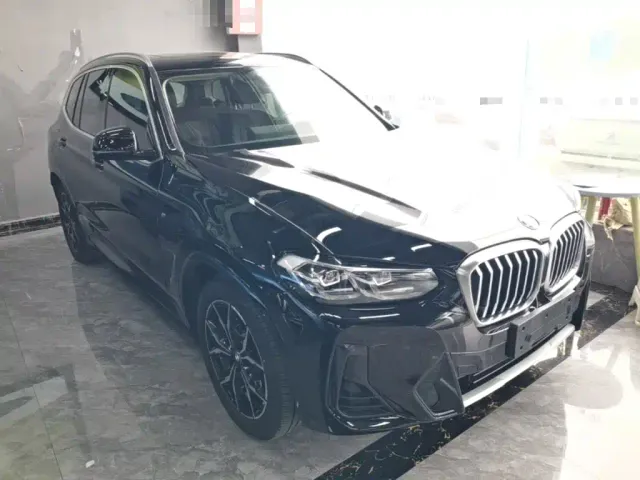 BMW X3 — Фото автомобиля 3