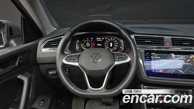 Volkswagen Tiguan Tiguan 2 поколение 2.0 TDI Prestige — Фото автомобиля 12