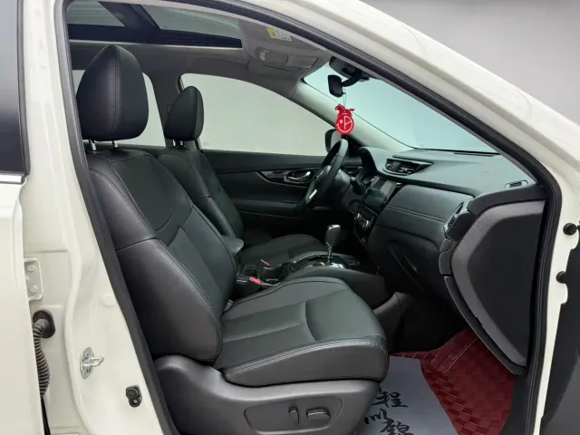 Nissan X-Trail — Фото автомобиля 11