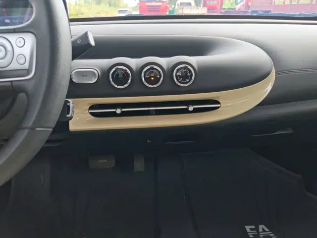 Wuling Bingo — Фото автомобиля 12